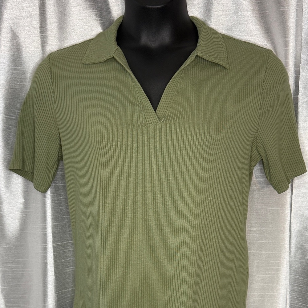 Ophelia Roe V Neck Top Collar Short Sleeve Ribbed Olive Green Stretch Women’s XL